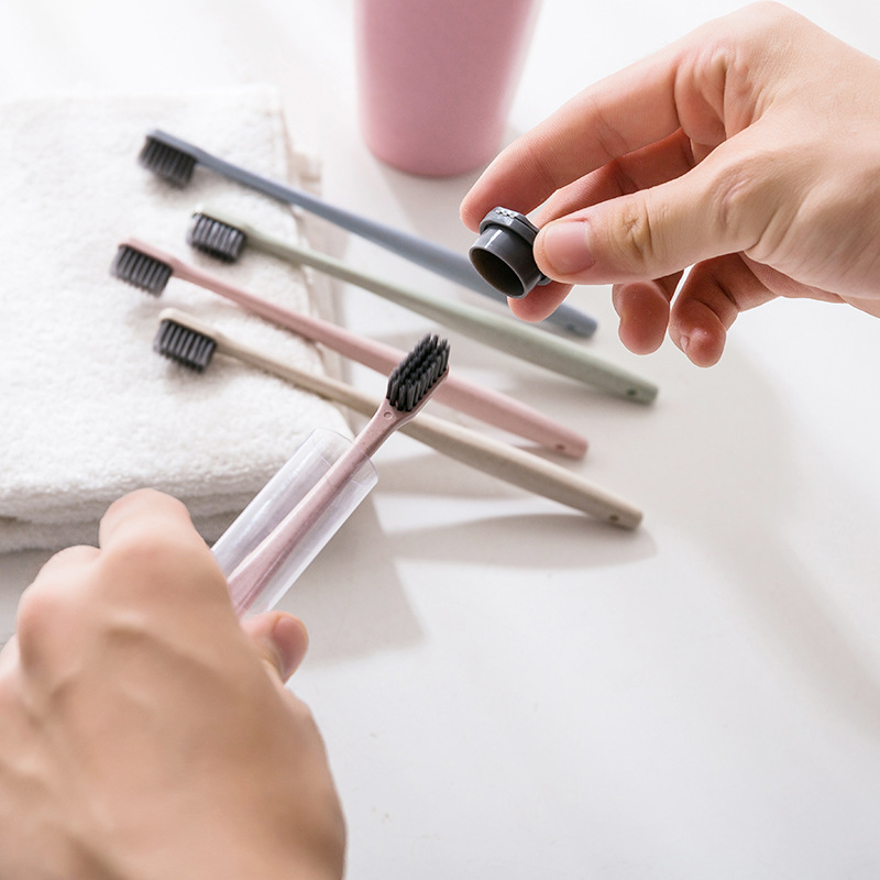 Toothbrush manufacturers teach you how to alleviate gingival bleeding