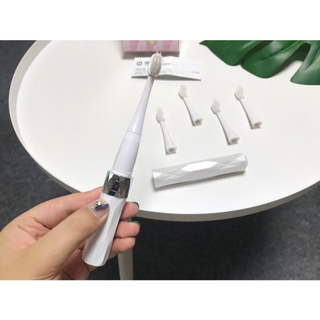 Electric toothbrush pocket portable cat toothbrush TGN Toothbrush